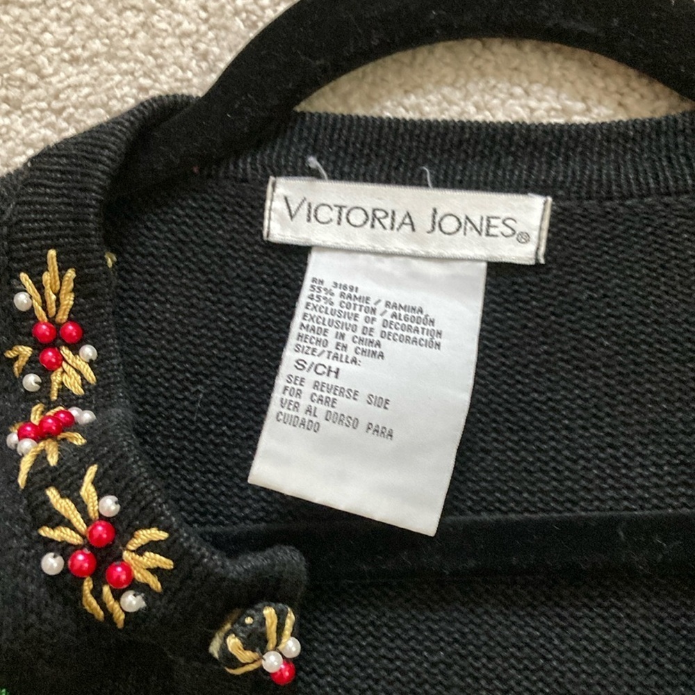 Vintage Victoria jones Christmas holiday embroidered cardigan - Picture 2 of 3